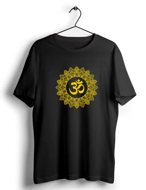 OM tshirt black